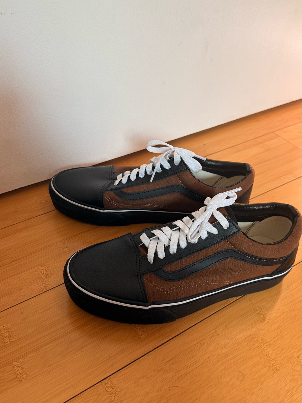 Custom low top Vans in Black Leather & Brown